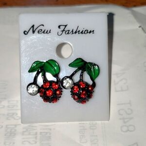 Minimalist Cherry stud earrings with ruby red stones